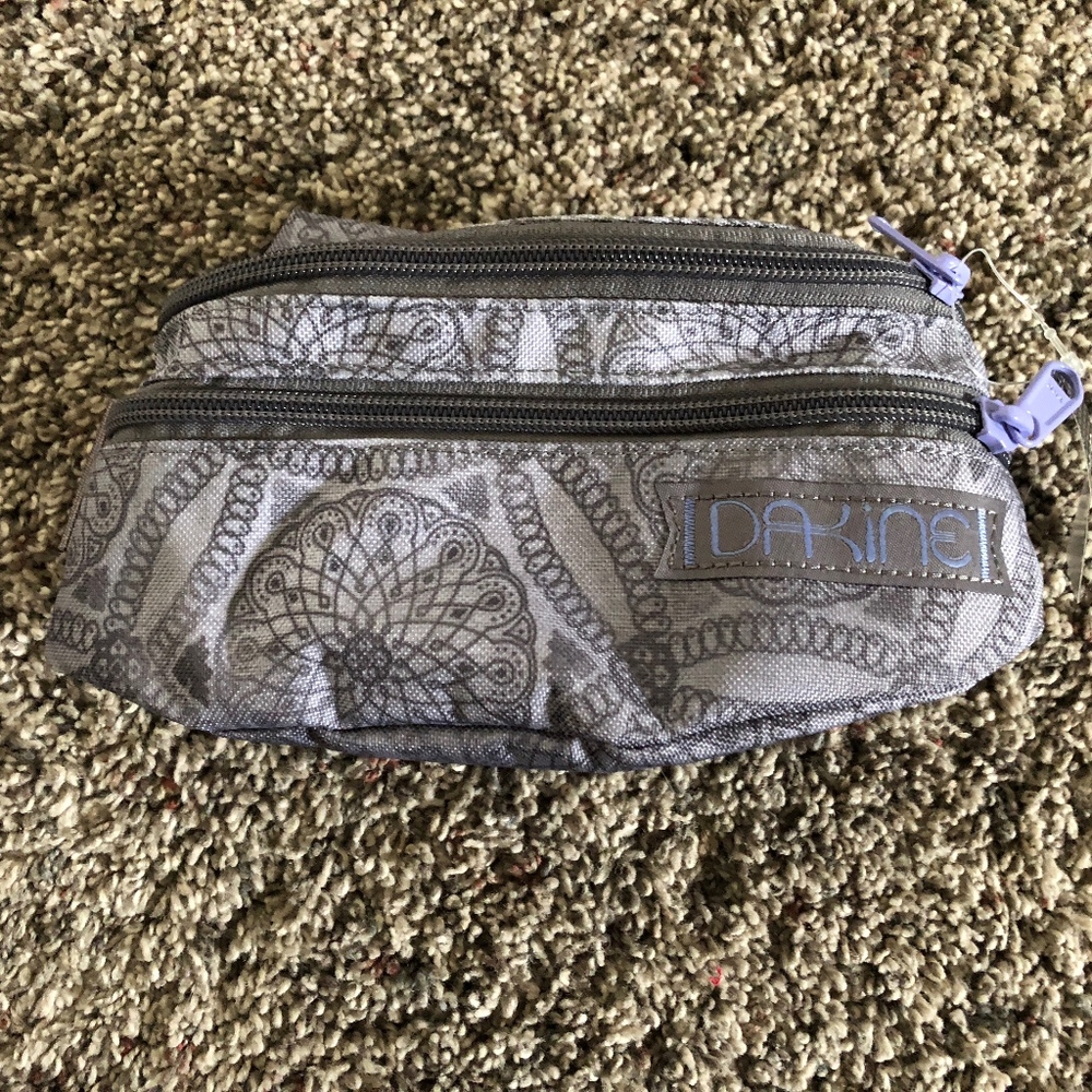 Brand new Dakine fanny pack